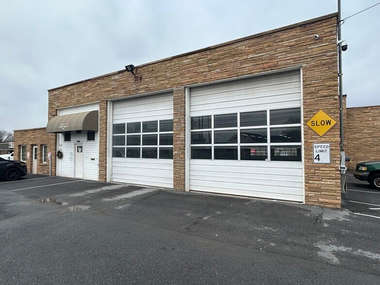 More Photos Of 8977 Williamsport Pike, Falling Waters Warehouse For Sale
