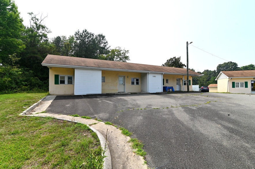 Primary Photo Of 12302-12356 James Madison Pky, King George Unknown For Lease