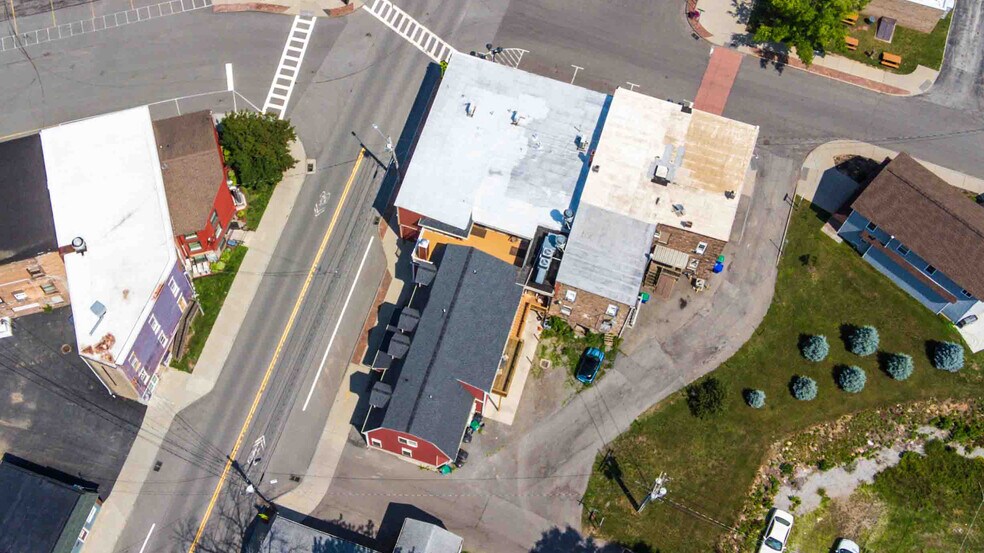 More Photos Of 1 Public Sq, Holley Apartments For Sale