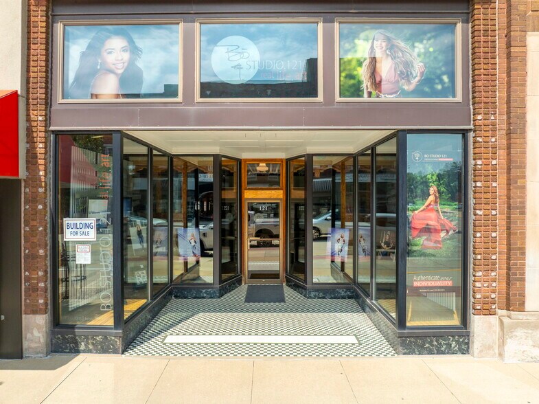 Primary Photo Of 121 E Bremer Ave, Waverly General Retail For Sale