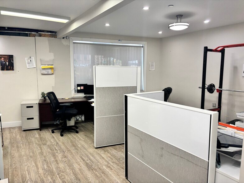 More Photos Of 62 Clermont Ave, Brooklyn Apartments For Lease