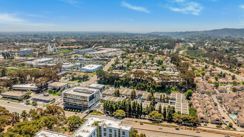 More Photos Of 8950 Villa La Jolla Dr, La Jolla Unknown For Lease
