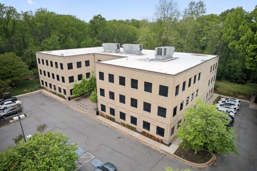 Primary Photo Of 877 Baltimore Annapolis Blvd, Severna Park Medical For Sale
