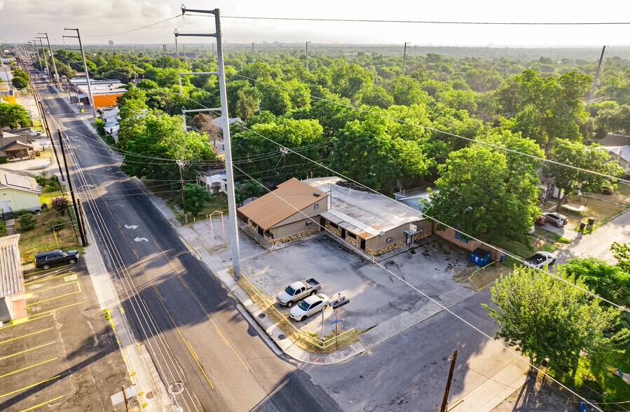 More Photos Of 1006 West Ave, San Antonio Freestanding For Sale