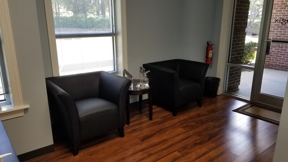 More Photos Of 8030 England St, Charlotte Light Manufacturing For Lease