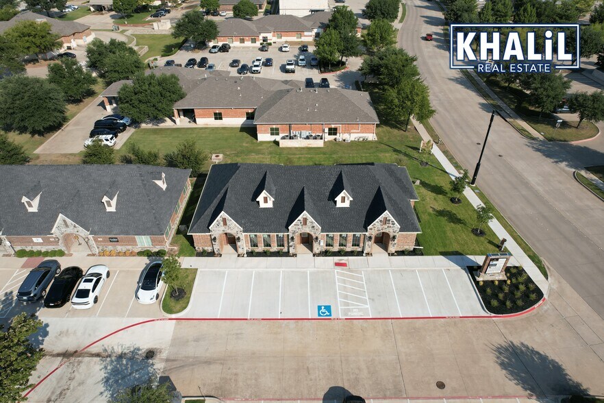 More Photos Of 305 Regency Pky, Mansfield Medical For Lease