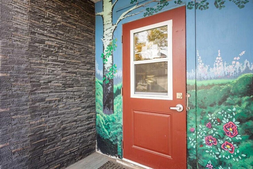 More Photos Of 10015 Main St, Fort McMurray Specialty For Sale