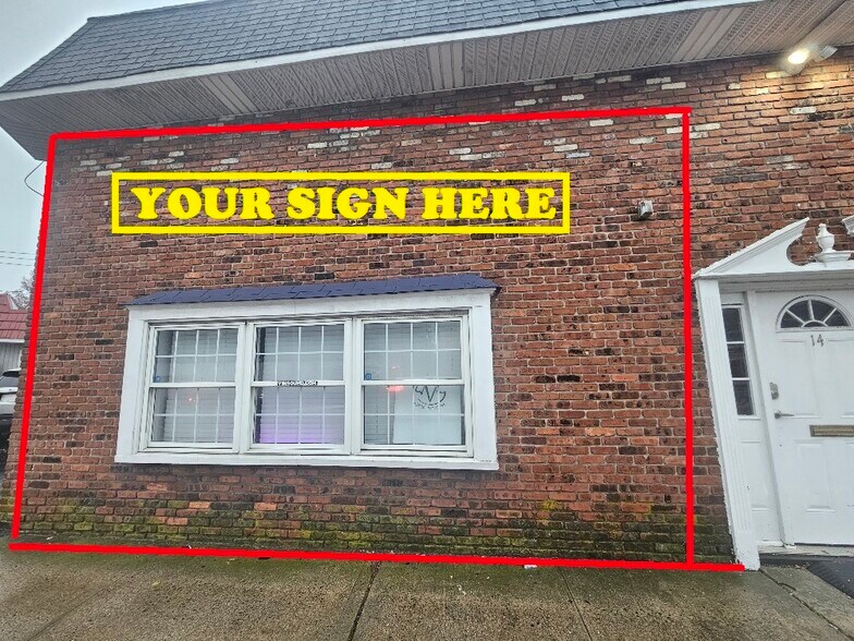 Primary Photo Of 12-14 Tulip Ave, Floral Park Light Distribution For Lease