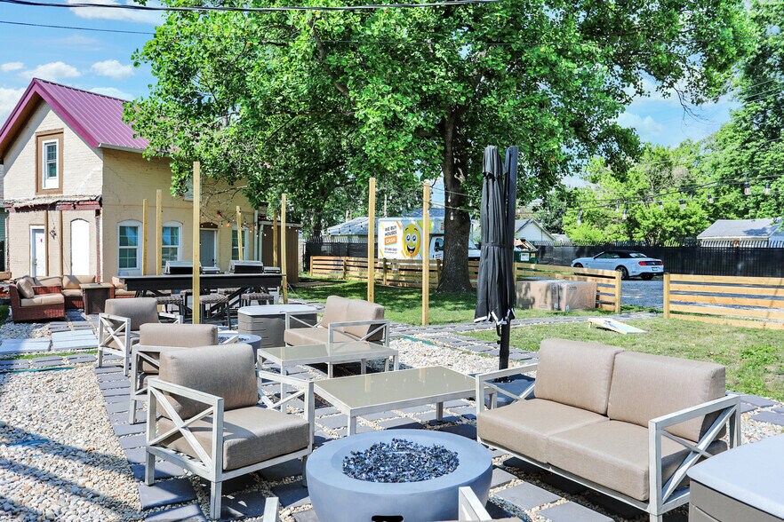 More Photos Of 1918 W Washington St, Indianapolis Apartments For Sale