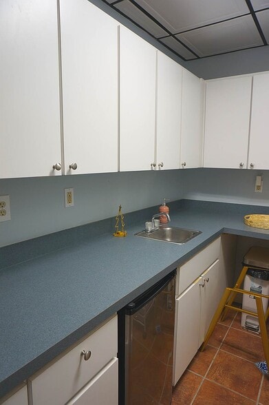 More Photos Of 330 Clematis St, West Palm Beach Storefront Retail Office For Sale