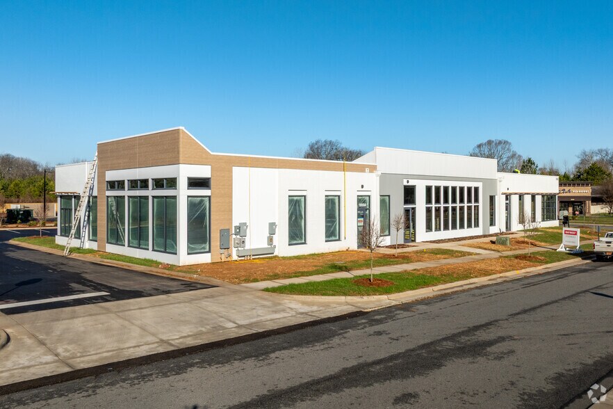 More Photos Of 7521 Prescott Glen Parkway, Waxhaw Unknown For Lease