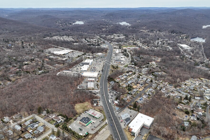 More Photos Of 1432 State Rt 23, Butler Freestanding For Lease
