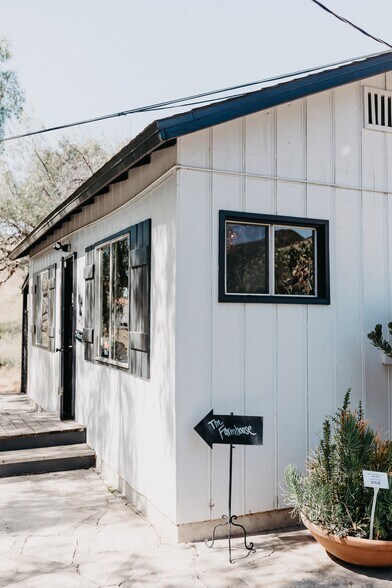 More Photos Of 8785 Santiago Canyon Rd, Silverado Land For Lease