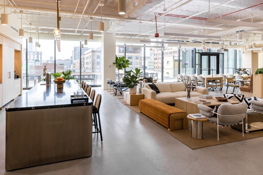 More Photos Of 167 N Green St, Chicago Coworking Space