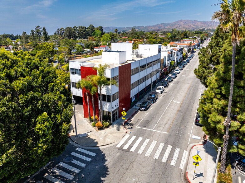 More Photos Of 270 26th St, Santa Monica Medical For Sale