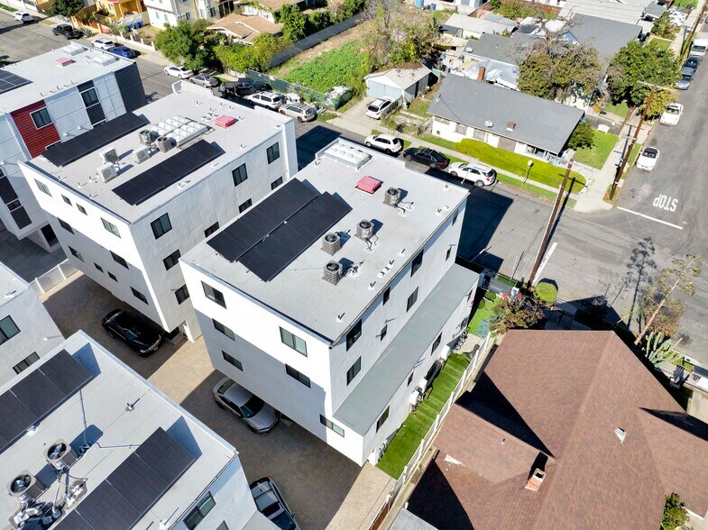 More Photos Of 1326 W 35th Pl, Los Angeles Apartments For Sale