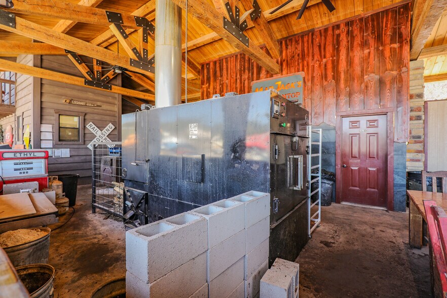 More Photos Of 105 James Canyon Highway, Cloudcroft Restaurant For Sale