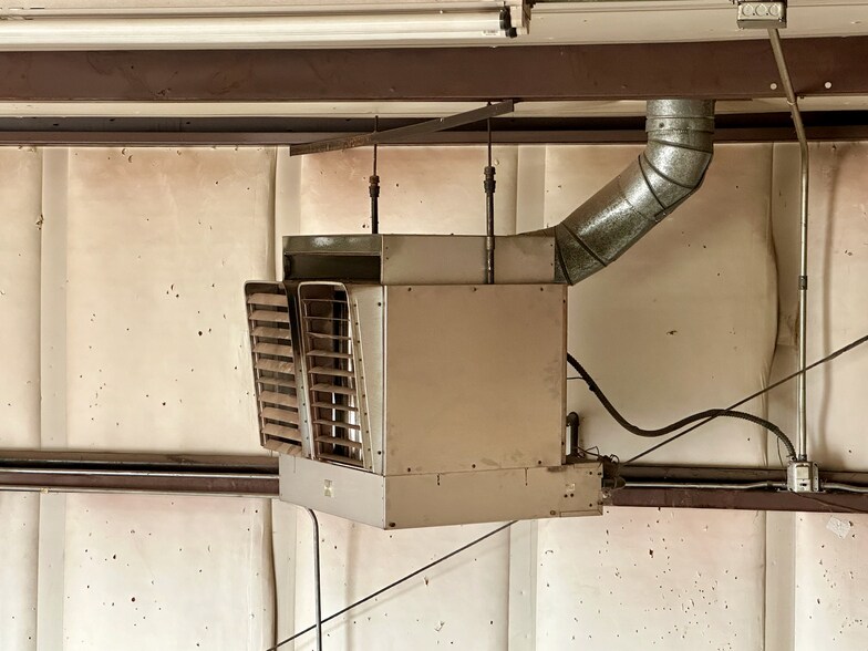 More Photos Of 6659 Uranium Rd, Casper Warehouse For Sale