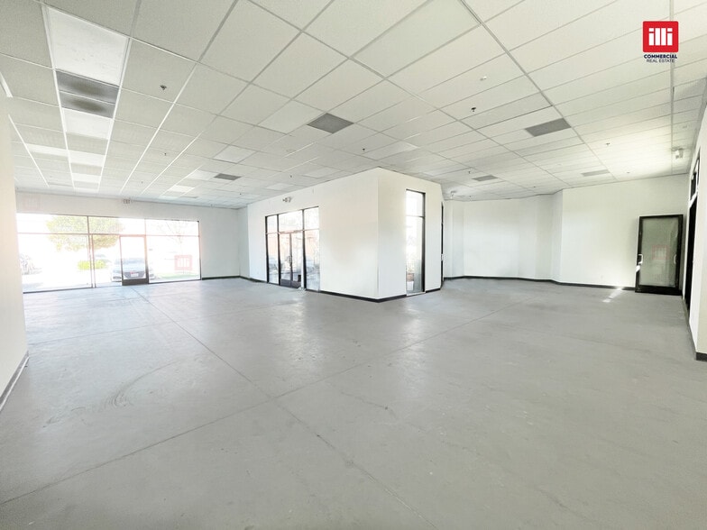 More Photos Of 2501-2599 S Santa Fe Ave, Vernon Freestanding For Sale