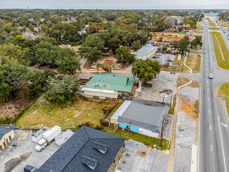 More Photos Of 131 New Warrington Rd, Pensacola Restaurant For Sale