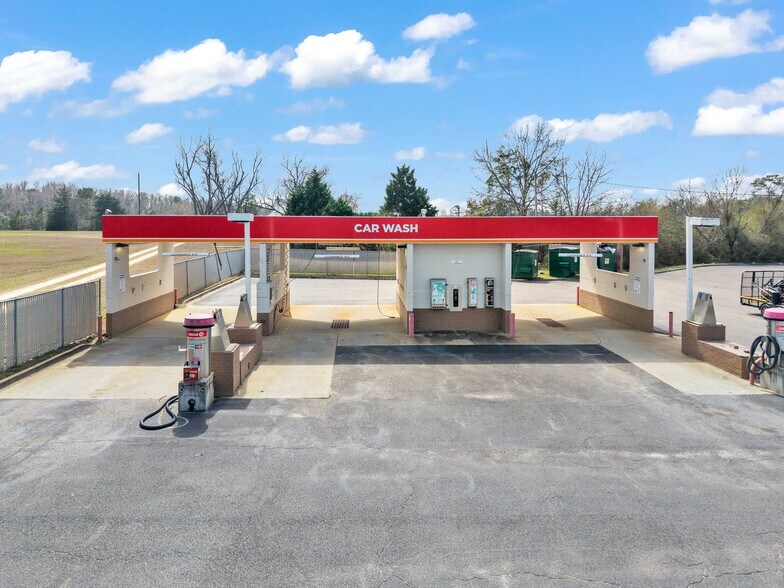 More Photos Of 206 Railroad Ave E, Wagener Freestanding For Sale