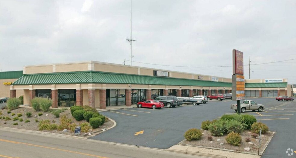 More Photos Of 8935-8947 Kingsridge Rd, Dayton Unknown For Lease