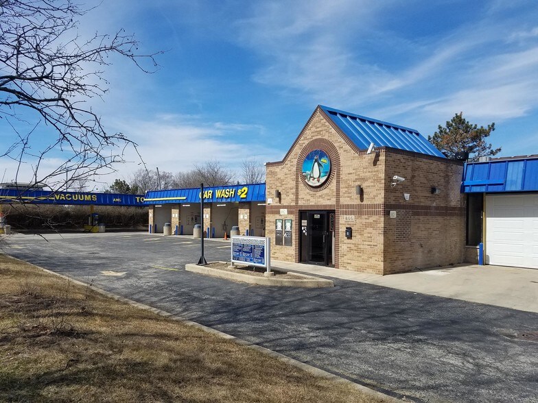 More Photos Of 800 N River Rd, Mount Prospect Specialty For Sale