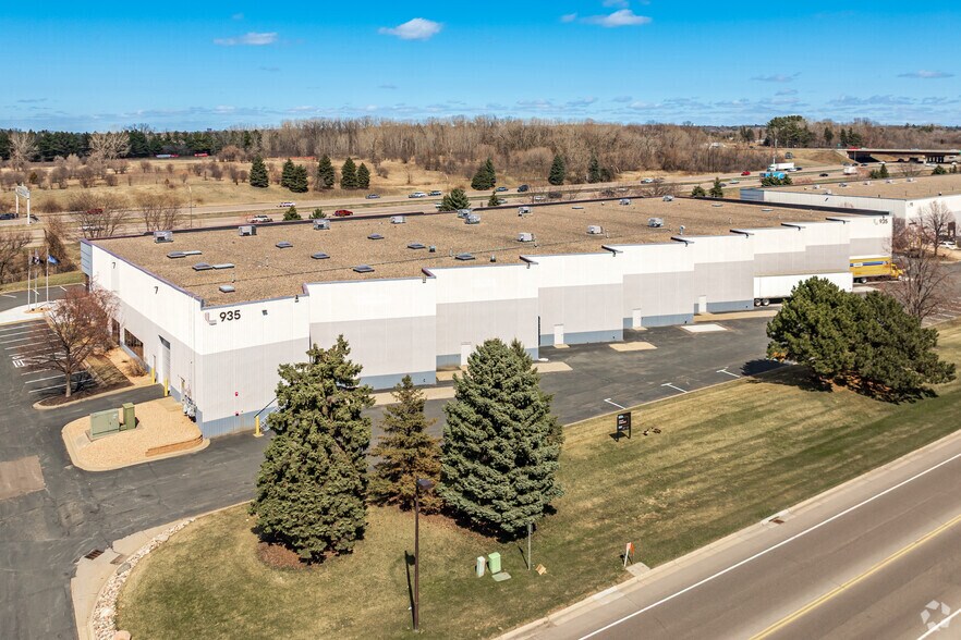 More Photos Of 935 Blue Gentian Rd, Eagan Unknown For Lease