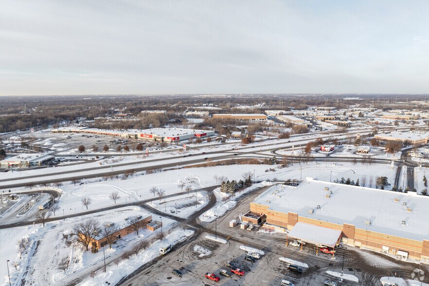 More Photos Of University Ave NE, Blaine Land For Lease