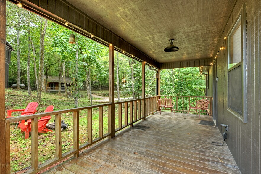 More Photos Of 77 Alpine Way, Blairsville Hotel For Sale