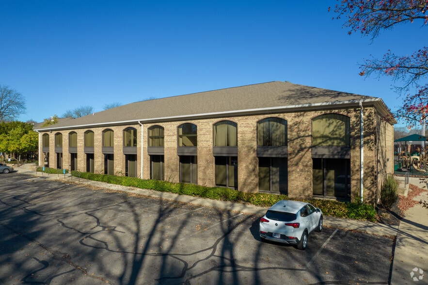More Photos Of 2929 Kenny Rd, Columbus Medical For Lease