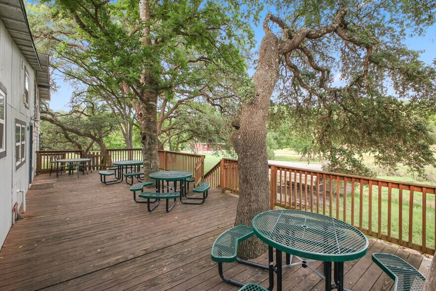 More Photos Of 319 Los Indios Ranch Rd, Boerne Specialty For Sale