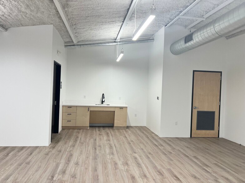 More Photos Of 1224 Houston Ave, Houston Loft Creative Space For Lease