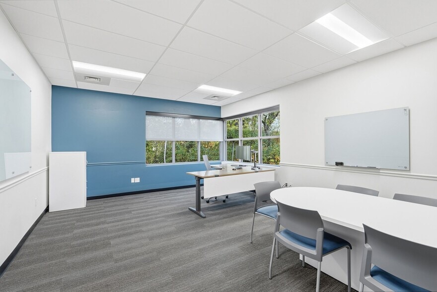 More Photos Of 105 Fairview Rd, Asheville Light Manufacturing For Lease