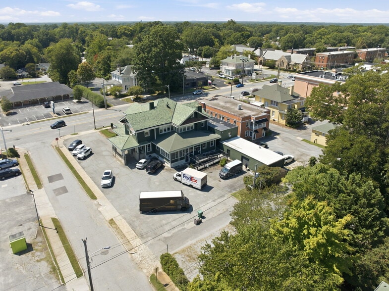 More Photos Of 1100 N Main St, High Point Office For Sale