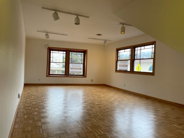 More Photos Of 1734 Solano Ave, Berkeley Office For Lease
