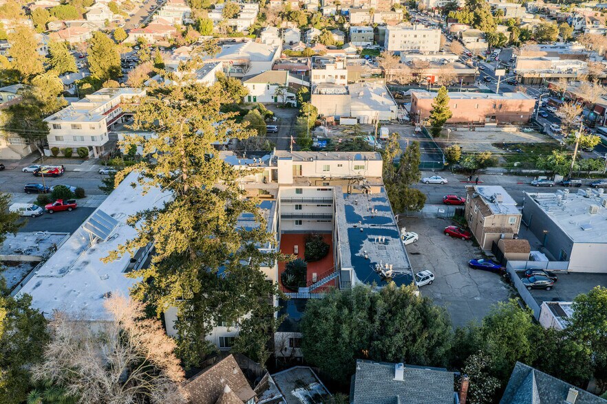 More Photos Of 3525 Dimond Ave, Oakland Apartments For Sale