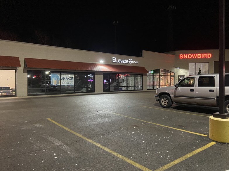More Photos Of 420 E Il Route 173, Antioch General Retail For Lease