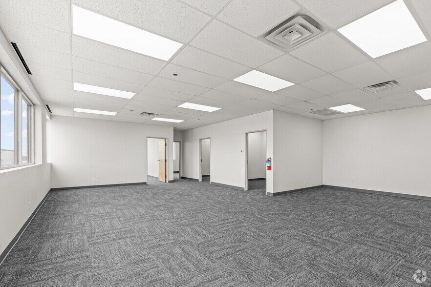 More Photos Of 754 Port America Pl, Grapevine Unknown For Lease
