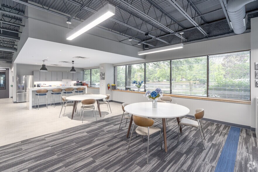 More Photos Of 1285 Drummers Ln, Wayne Office For Lease