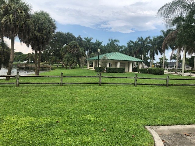 More Photos Of 685 Royal Palm Beach Blvd, Royal Palm Beach Medical For Sale