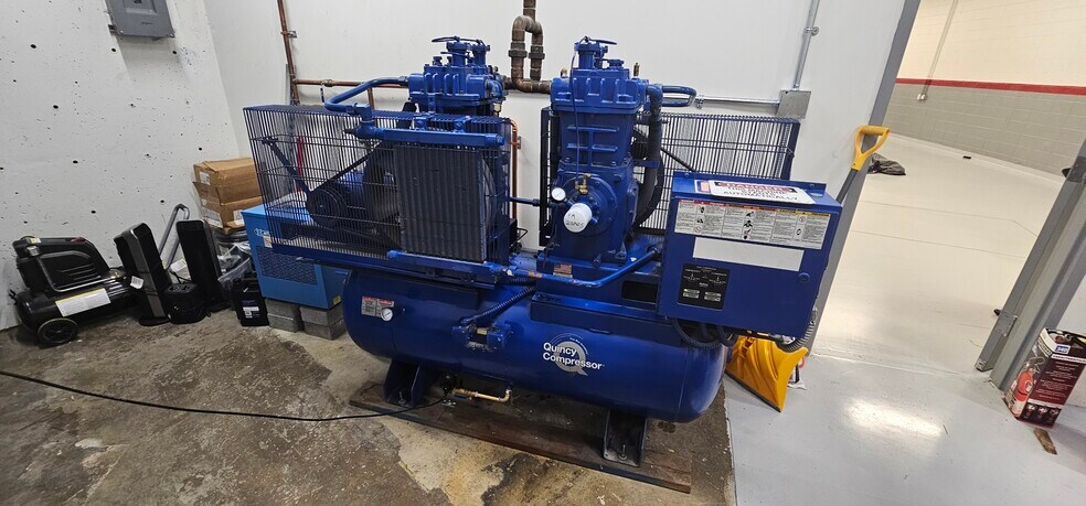 More Photos Of 45B Miry Brook Rd, Danbury Manufacturing For Sale