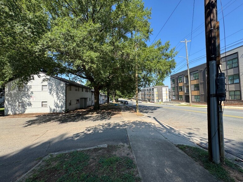 More Photos Of 915 E 2nd St, Winston-Salem Apartments For Sale