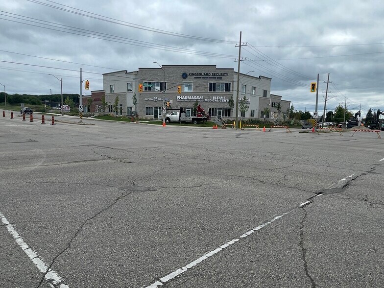 More Photos Of 1241 Strasburg Rd, Kitchener Storefront Retail Office For Sale