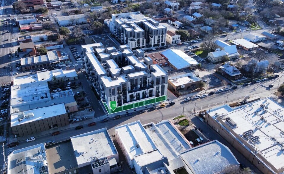 More Photos Of 141 W Hopkins St, San Marcos Storefront For Lease