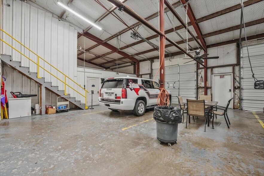 More Photos Of , Granbury Unknown For Sale