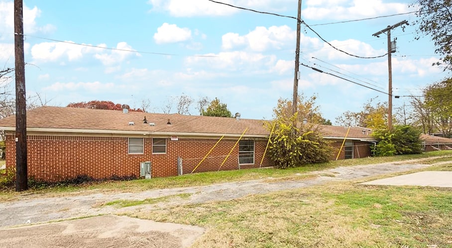 More Photos Of 109-111 S 33rd St, Temple Assisted Living For Sale
