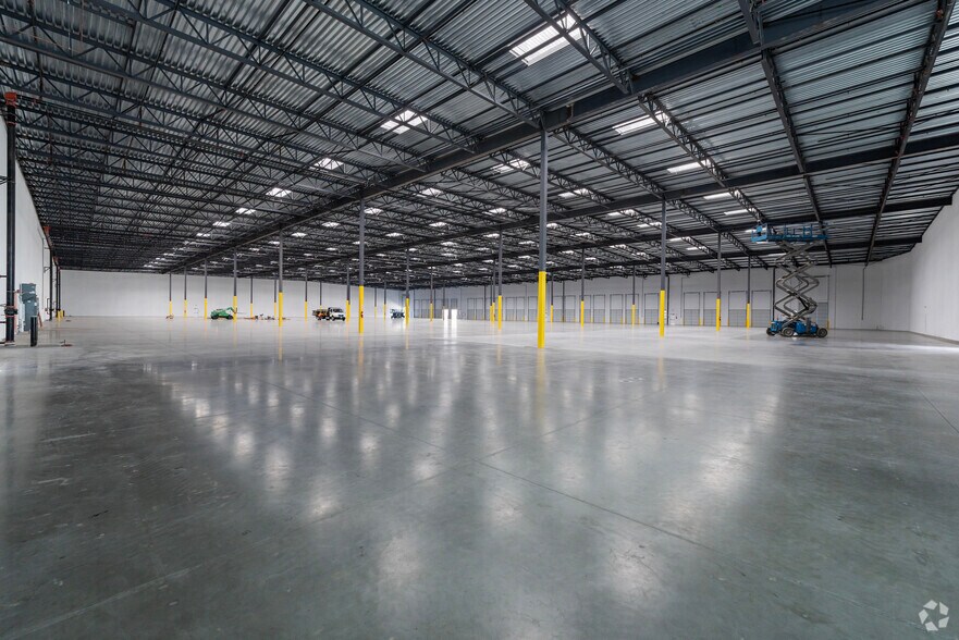 More Photos Of 357 N Covina Ln, City Of Industry Warehouse For Lease