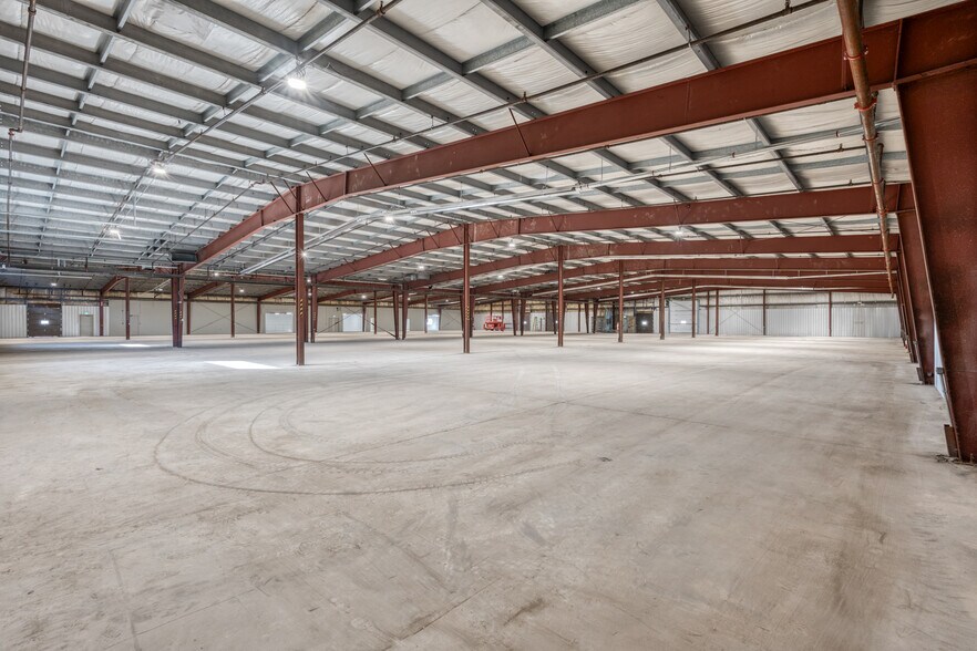 More Photos Of 6050 Don Murie St, Niagara Falls Warehouse For Sale