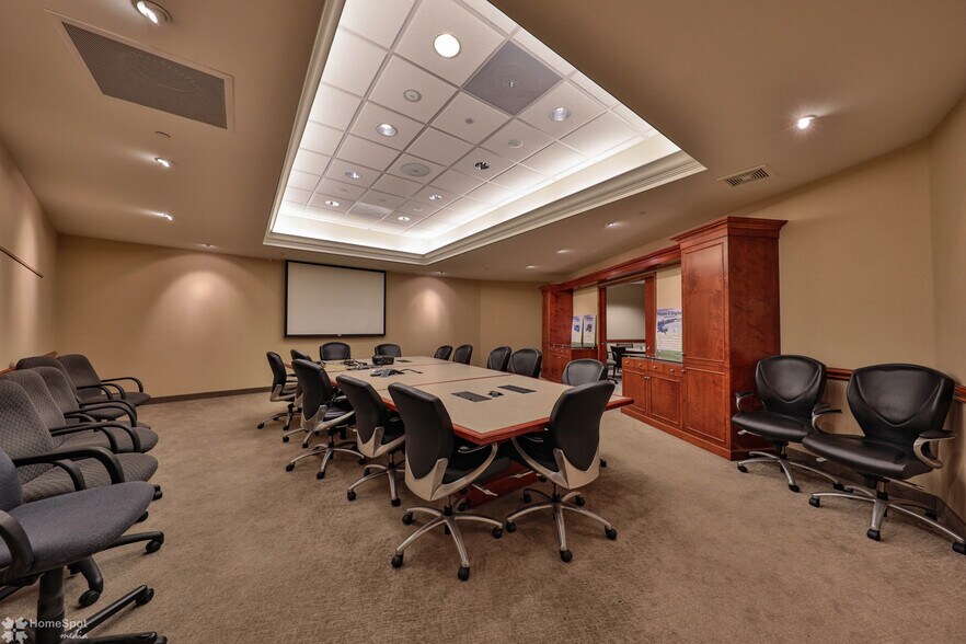 More Photos Of 4444 Innovation Way, Allentown Manufacturing For Lease